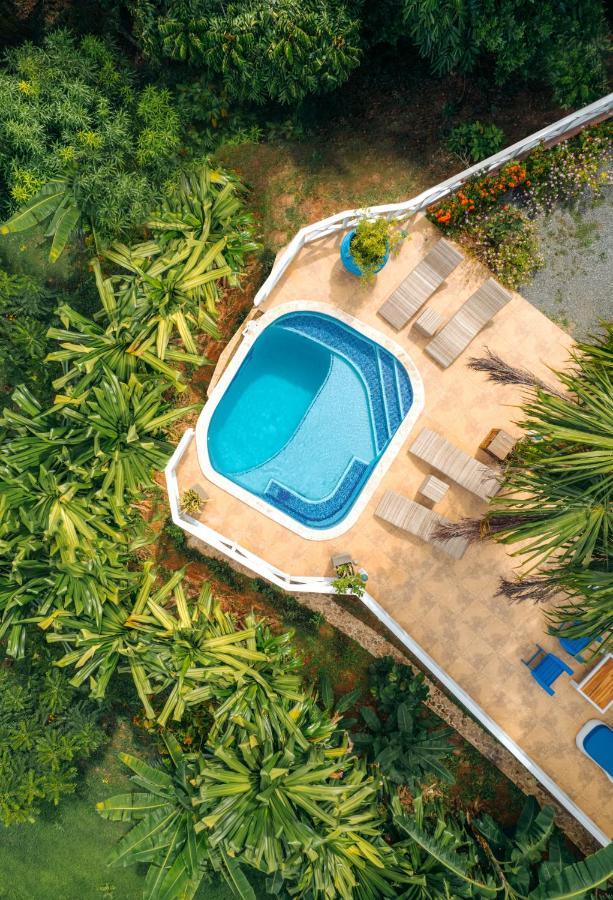 Blue Roatan Resort West Bay Exterior foto
